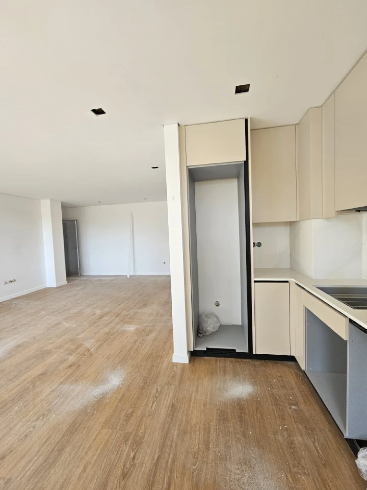 Apartamento T2 para Venda em Meixomil Foto 13