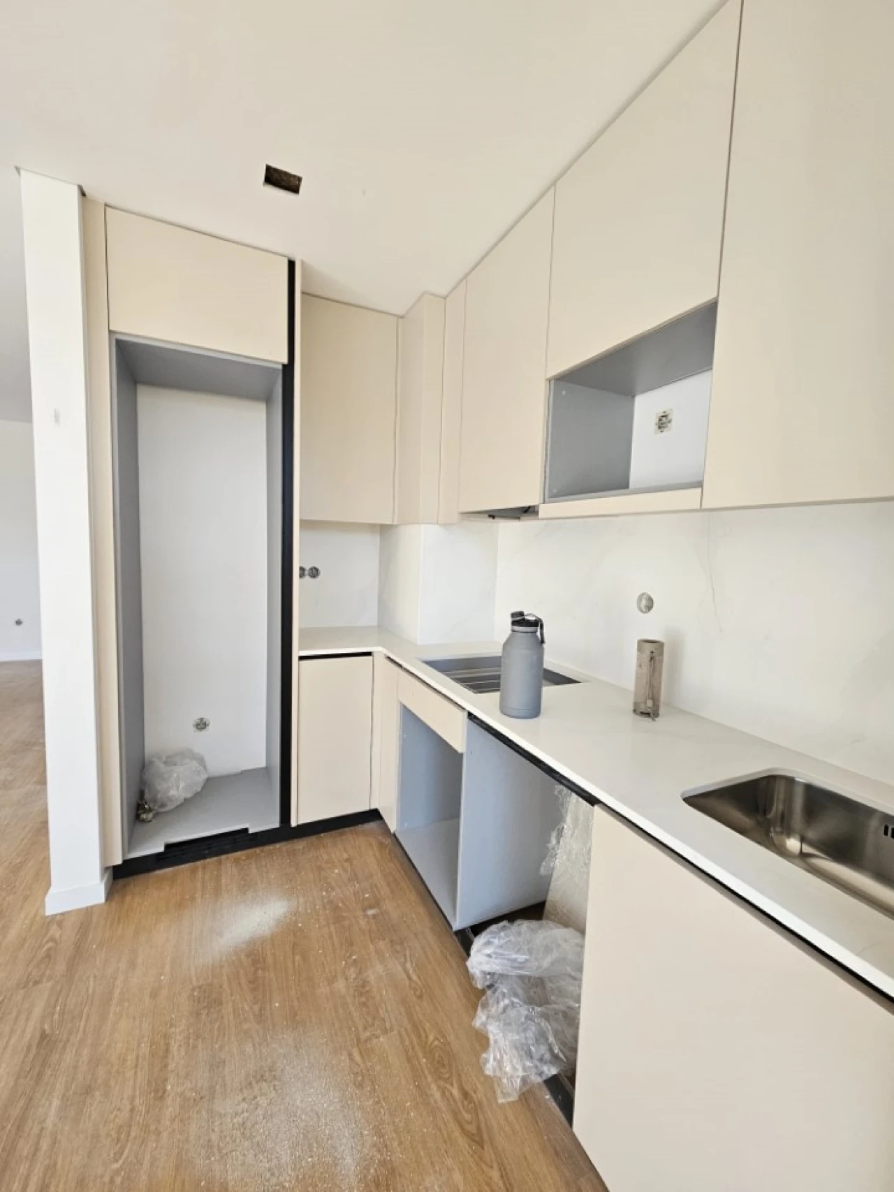Apartamento T2 para Venda em Meixomil Foto 16