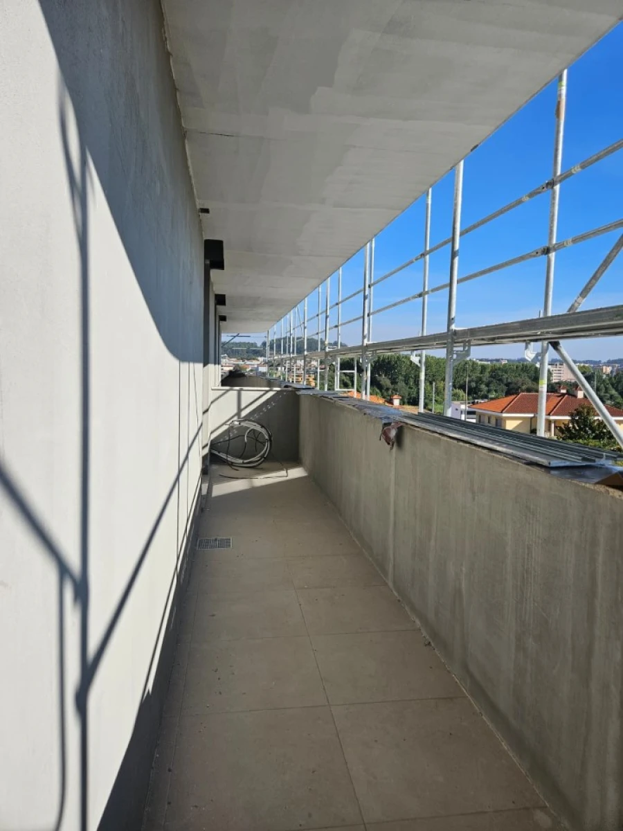 Apartamento T2 para Venda em Meixomil Foto 24