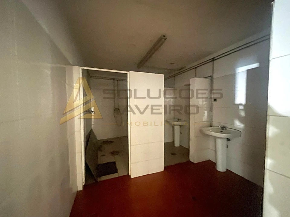 Armazém para Arrendamento em Oiã Foto 6