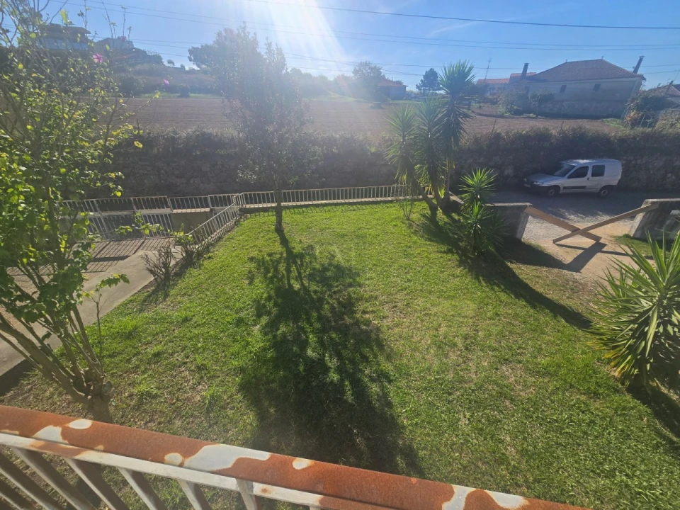 Moradia T3 para Venda em Forjães Foto 8