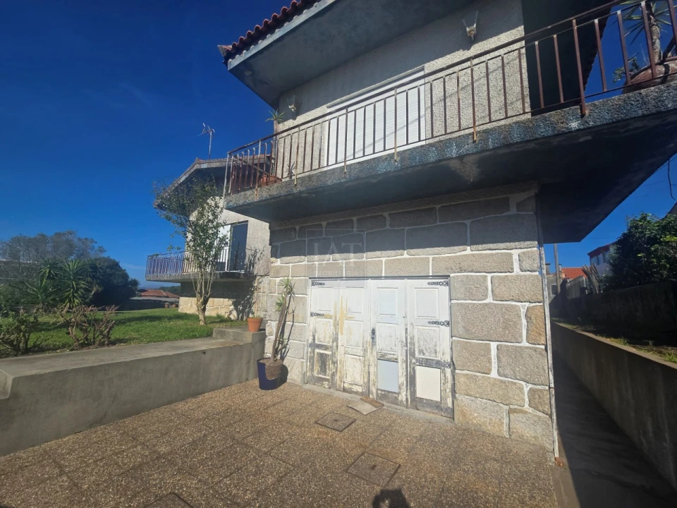 Moradia T3 para Venda em Forjães Foto 22