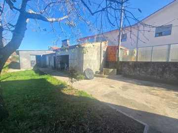Moradia T3 para Venda em Forjães