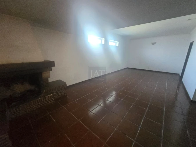 Moradia T3 para Venda em Forjães Foto 17