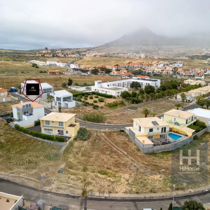 Moradia T4 para Venda em Porto Santo Foto 16