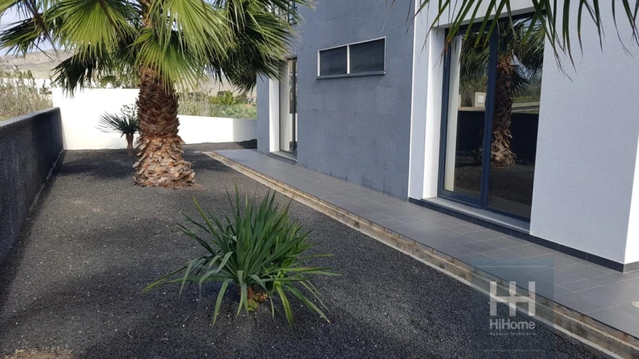 Moradia T4 para Venda em Porto Santo Foto 7