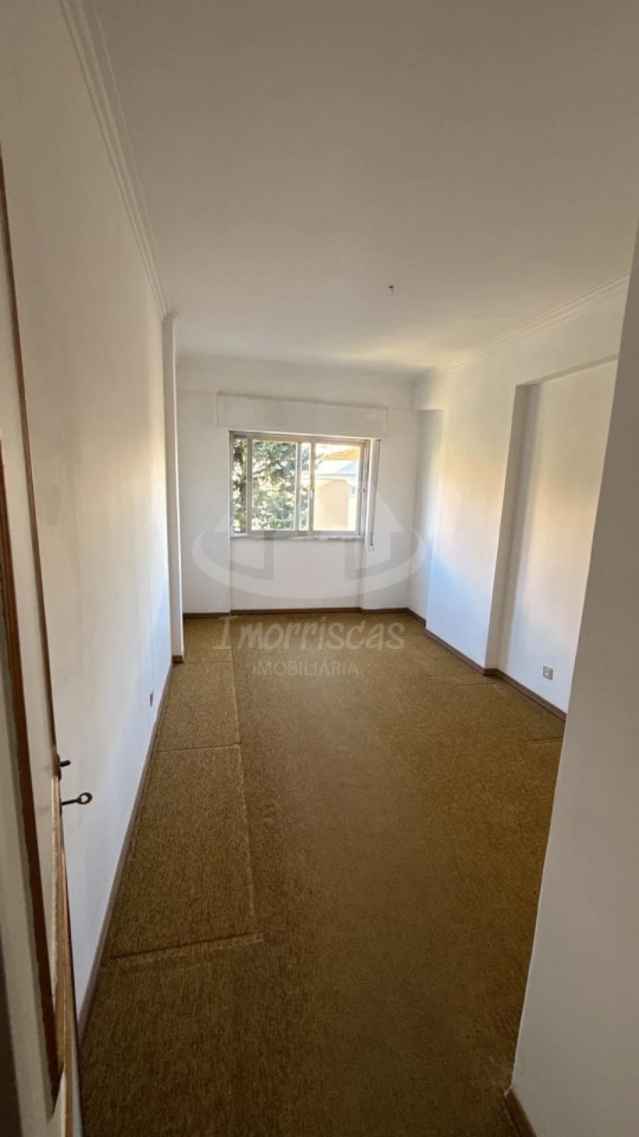 Apartamento T2 para Venda em Odivelas Foto 2