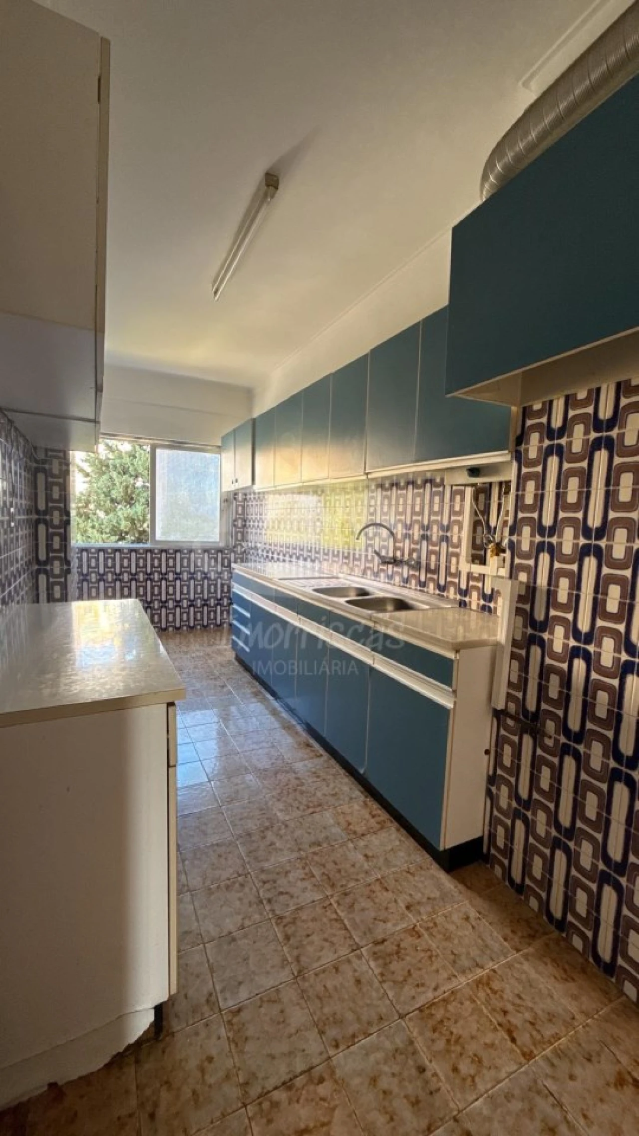 Apartamento T2 para Venda em Odivelas Foto 5