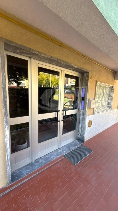Apartamento T2 para Venda em Odivelas