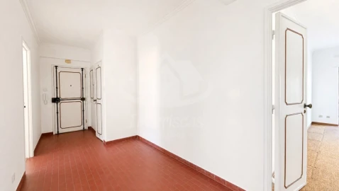 Apartamento T2 para Venda em Odivelas