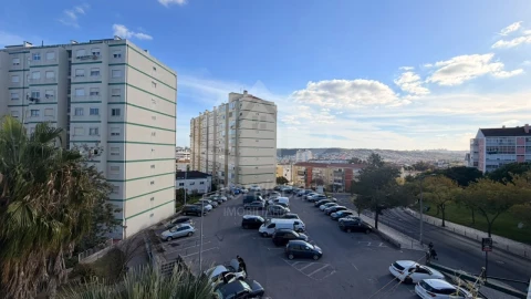 Apartamento T2 para Venda em Odivelas