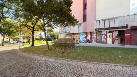 Apartamento T2 para Venda em Odivelas