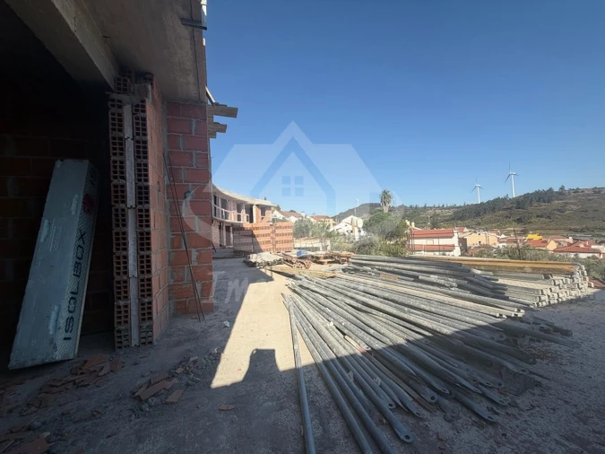 Moradia T3 para Venda em Fanhões Foto 19