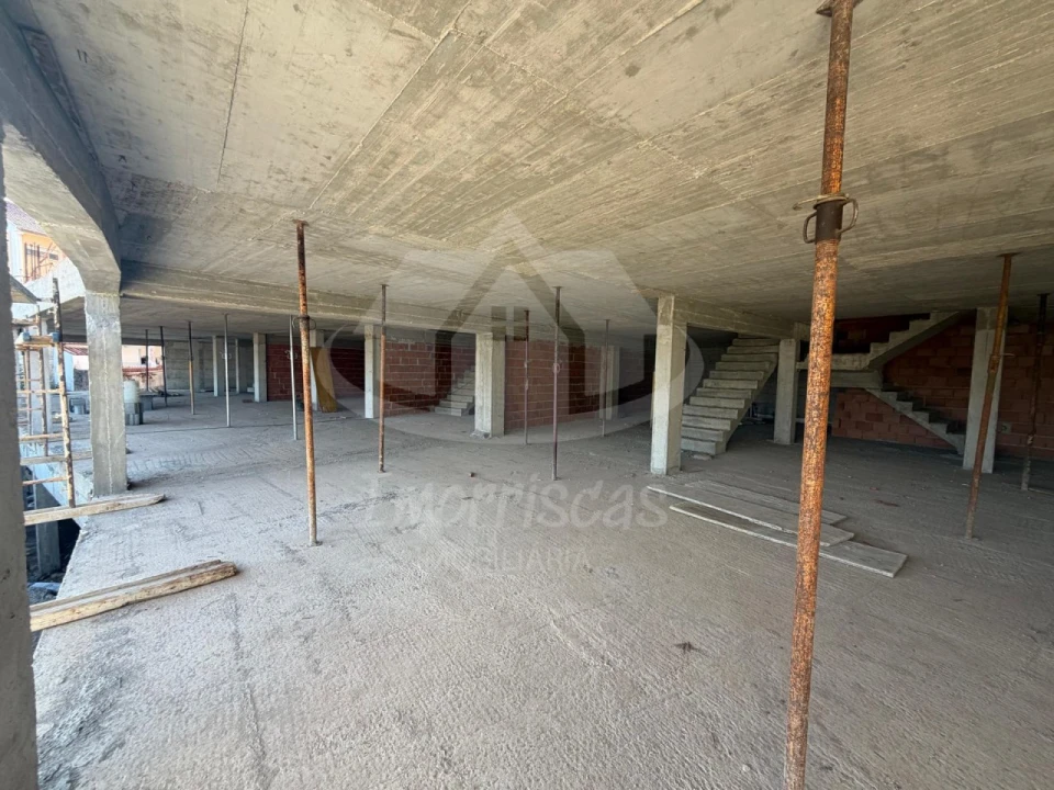 Moradia T2 para Venda em Fanhões Foto 32