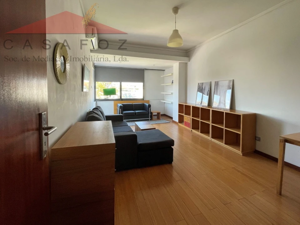 Apartamento T1 para Arrendamento em Cedofeita, Santo Ildefonso, Sé, Miragaia, São Nicolau e Vitória Foto 2