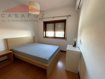Apartamento T1 para Arrendamento em Cedofeita, Santo Ildefonso, Sé, Miragaia, São Nicolau e Vitória