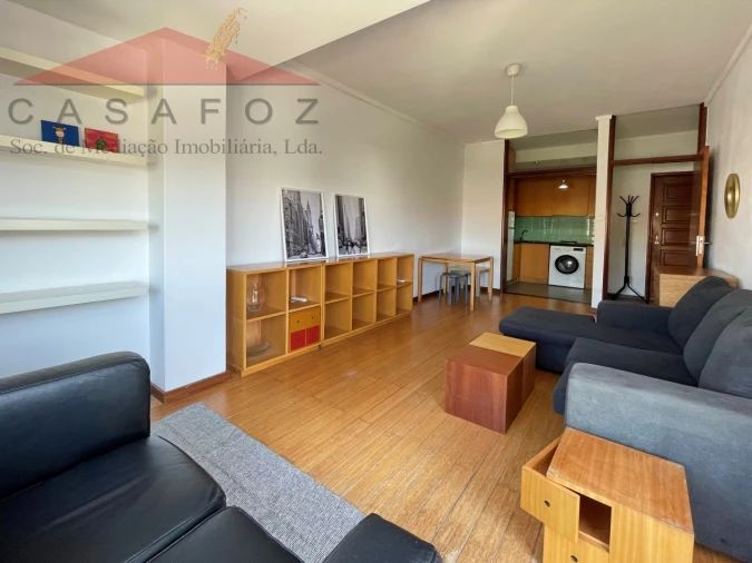 Apartamento T1 para Arrendamento em Cedofeita, Santo Ildefonso, Sé, Miragaia, São Nicolau e Vitória Foto 3