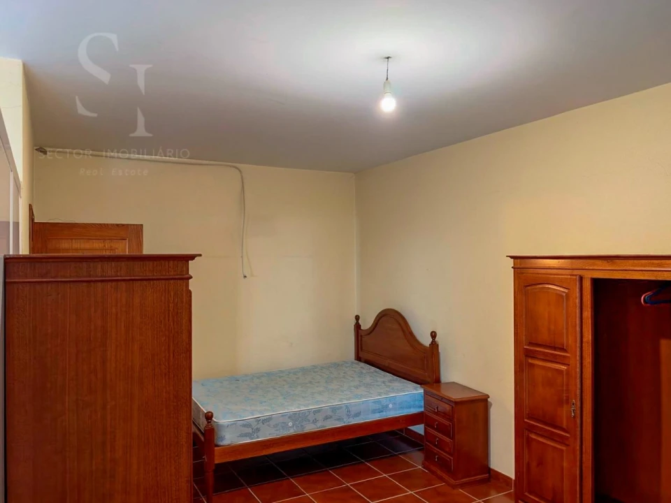 Moradia T4 para Venda em Sapiãos Foto 13