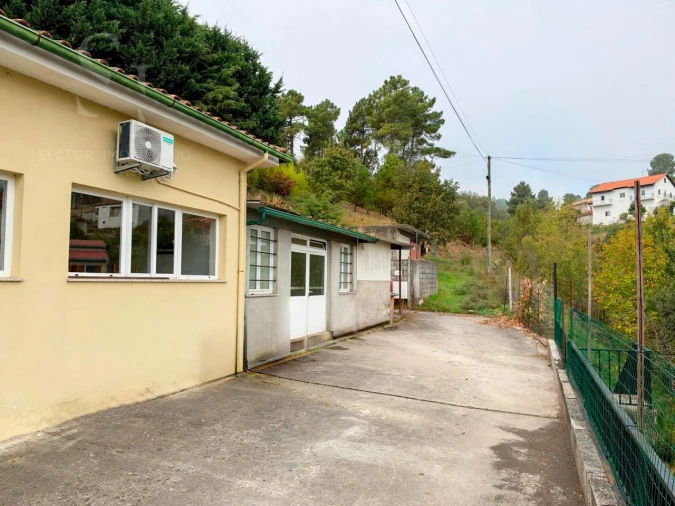 Moradia T4 para Venda em Sapiãos Foto 19