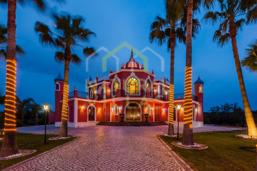 Quinta T5 para Venda em Quarteira Foto 3