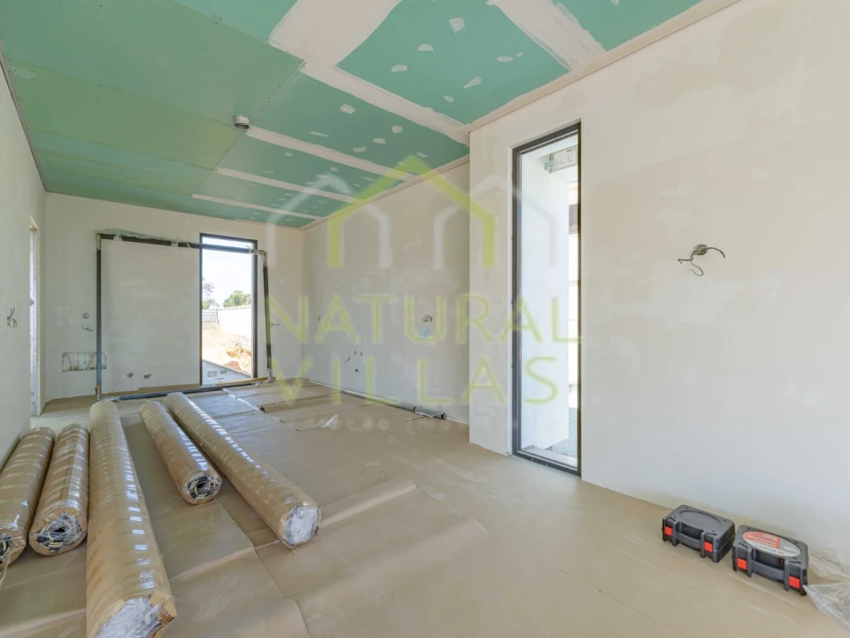 Moradia T4 para Venda em Albufeira e Olhos de Água Foto 10