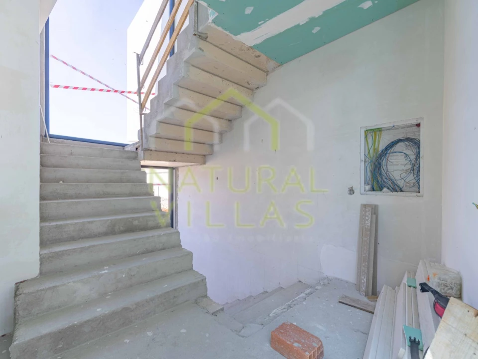 Moradia T4 para Venda em Albufeira e Olhos de Água Foto 13
