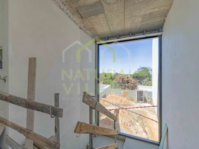 Moradia T4 para Venda em Albufeira e Olhos de Água Foto 12