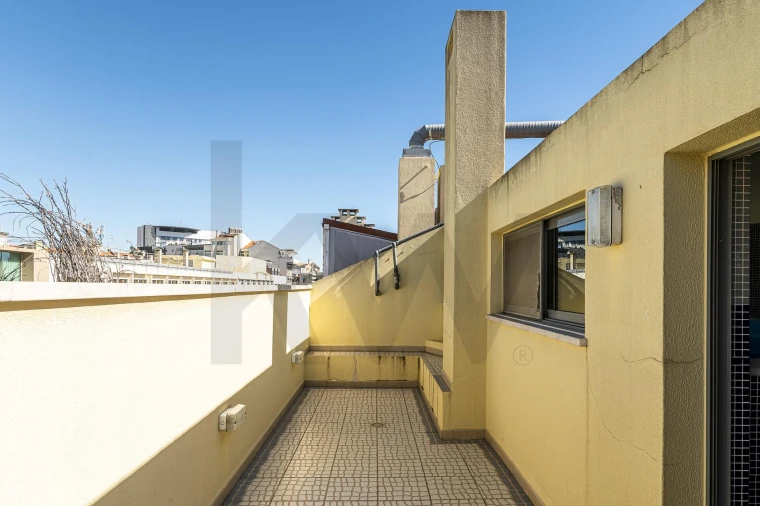Apartamento T2 para Venda em Arroios Foto 6