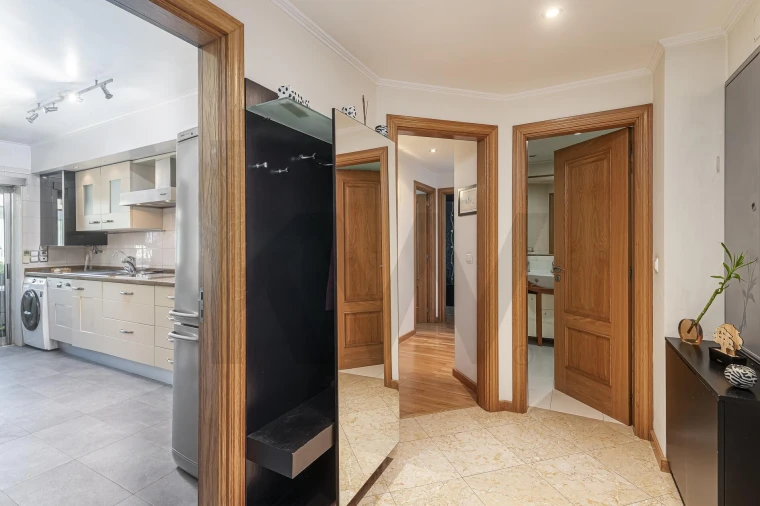 Apartamento T2 para Venda em Arroios Foto 15