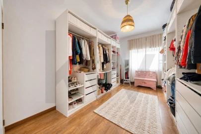 Apartamento T3 para Venda em Marvila, Ribeira Santarém, São Salvador, São Nicolau
