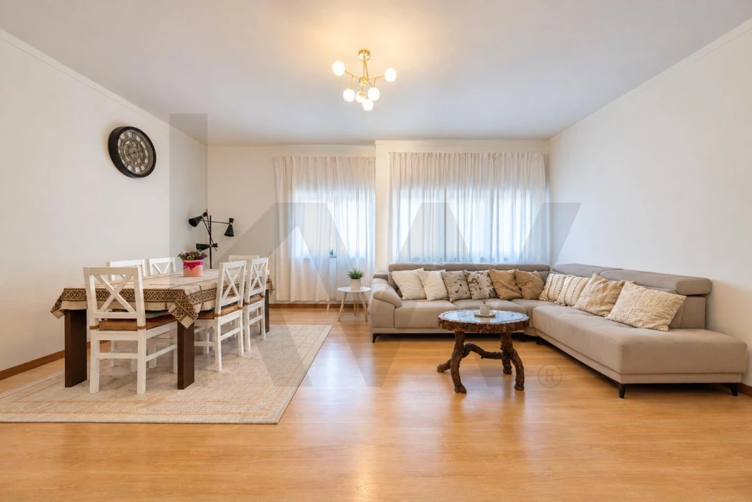 Apartamento T3 para Venda em Marvila, Ribeira Santarém, São Salvador, São Nicolau Foto 1