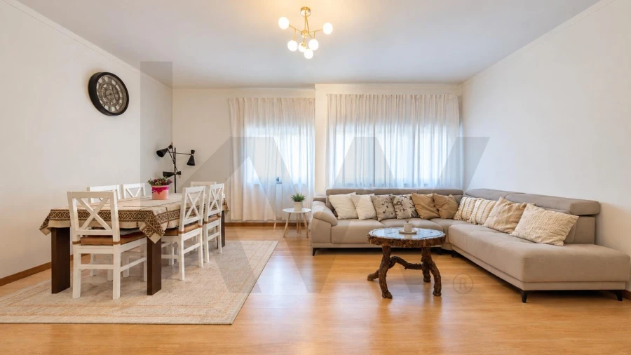 Apartamento T3 para Venda em Marvila, Ribeira Santarém, São Salvador, São Nicolau