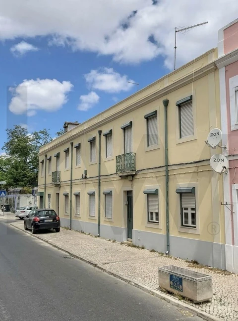 Apartamento T2 para Venda em Beato