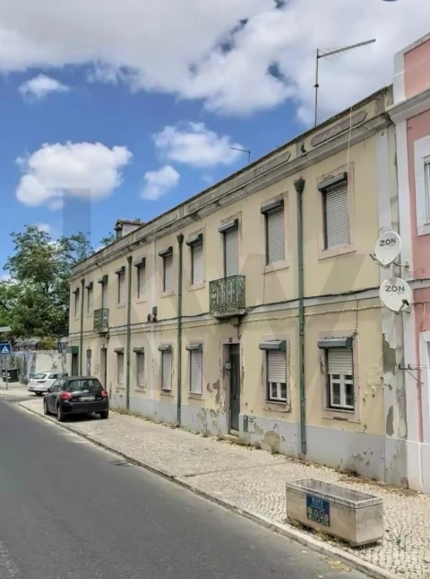Apartamento T2 para Venda em Beato