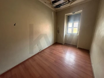 Apartamento T2 para Venda em Beato