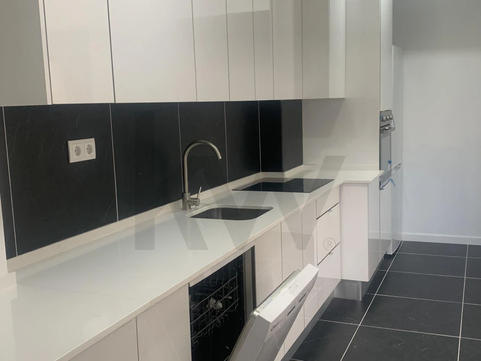 Apartamento T3 para Venda em Odivelas Foto 1