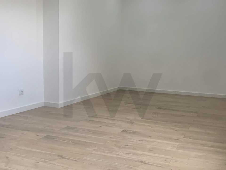 Apartamento T3 para Venda em Odivelas Foto 11