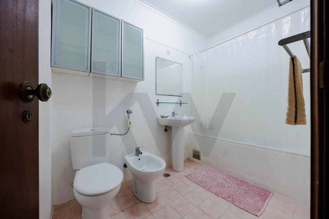Apartamento T2 para Venda em Algueirão-Mem Martins Foto 12