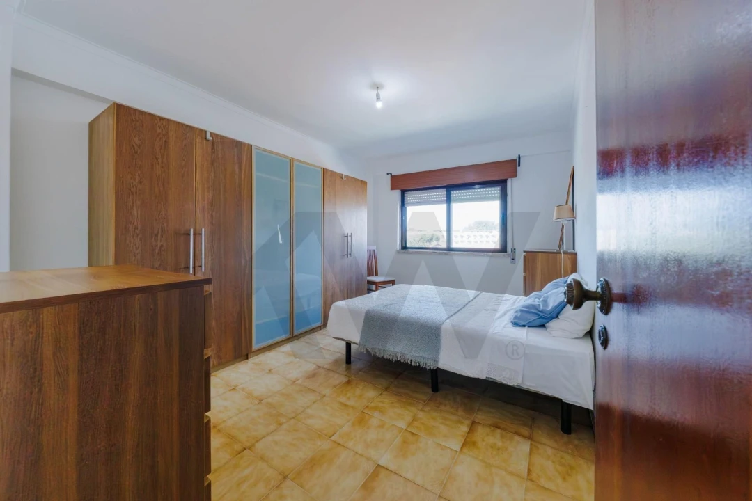 Apartamento T2 para Venda em Algueirão-Mem Martins Foto 4