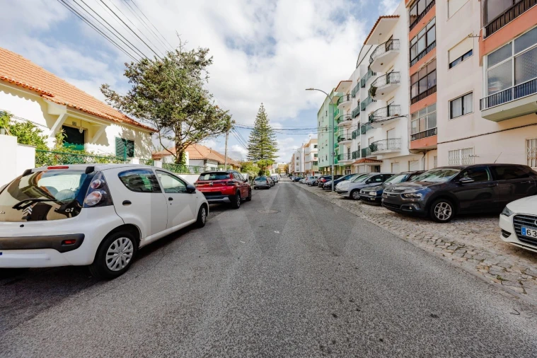 Apartamento T2 para Venda em Algueirão-Mem Martins Foto 28