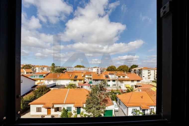Apartamento T2 para Venda em Algueirão-Mem Martins Foto 10