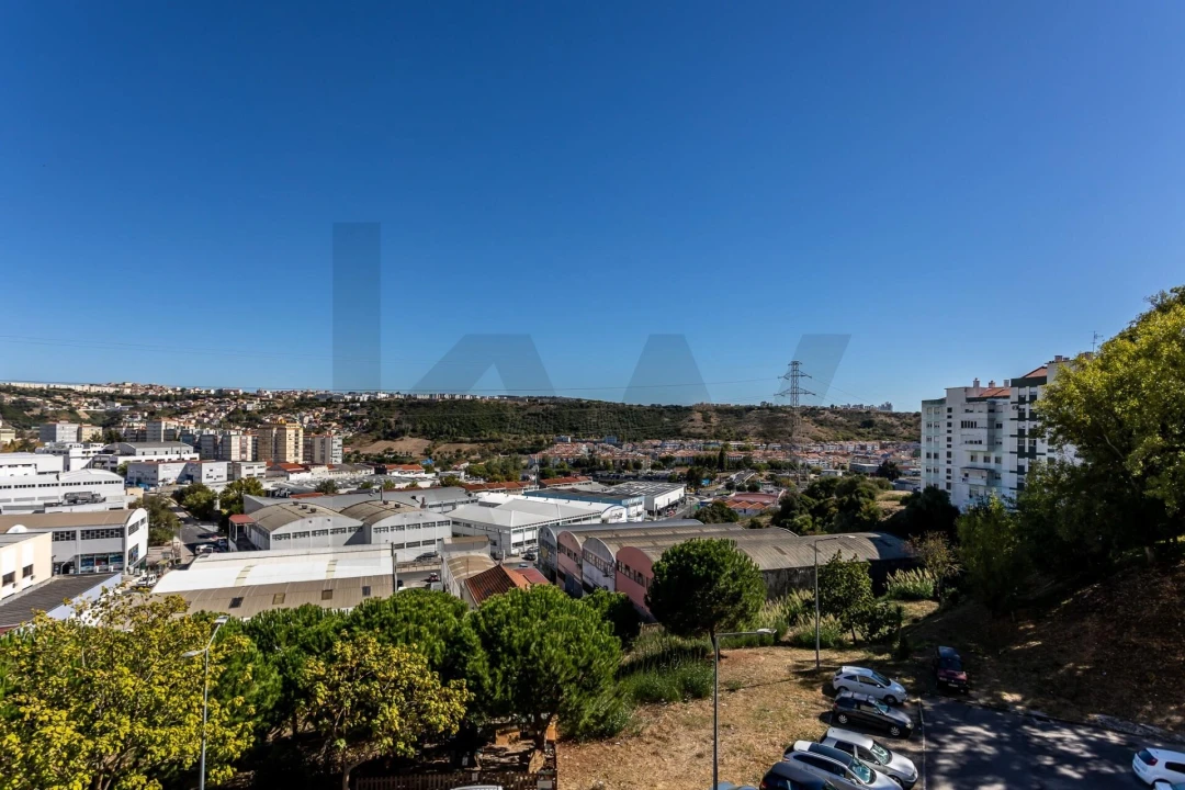 Apartamento T2 para Venda em Odivelas Foto 13