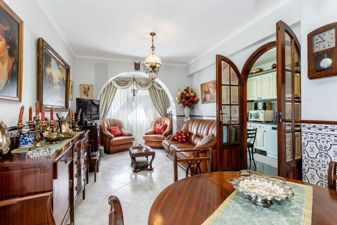 Apartamento T2 para Venda em Odivelas Foto 5