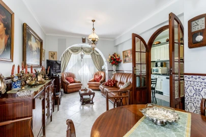 Apartamento T2 para Venda em Odivelas