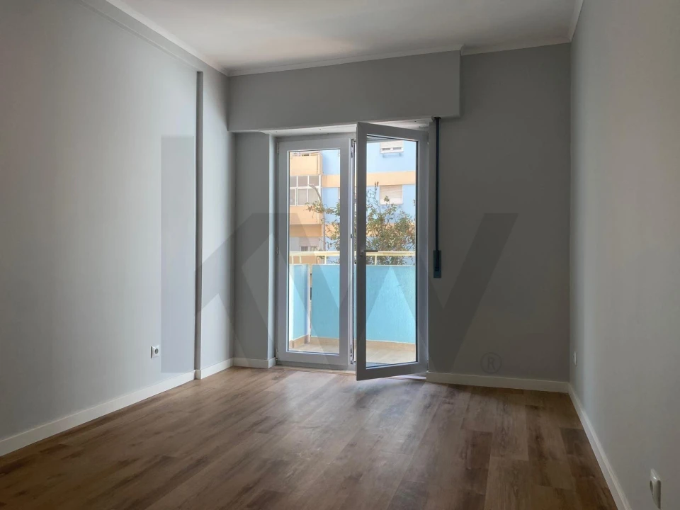 Apartamento T2 para Venda em União das Freguesias de Setúbal Foto 14