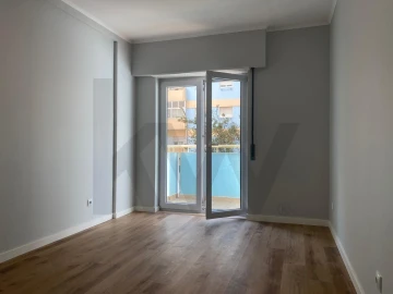Apartamento T2 para Venda em União das Freguesias de Setúbal