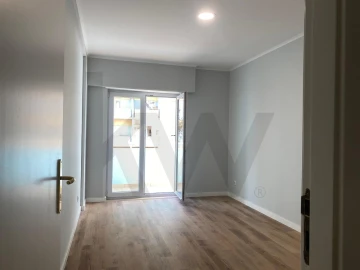 Apartamento T2 para Venda em União das Freguesias de Setúbal