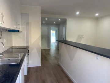 Apartamento T2 para Venda em União das Freguesias de Setúbal