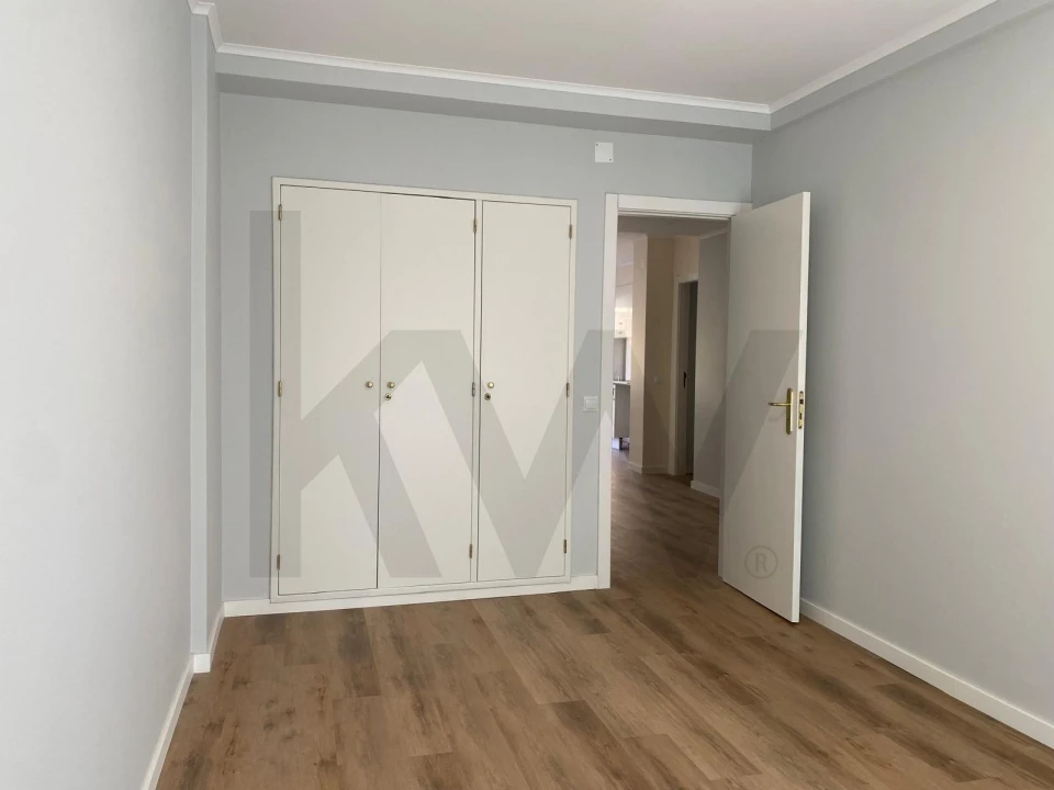 Apartamento T2 para Venda em União das Freguesias de Setúbal Foto 3