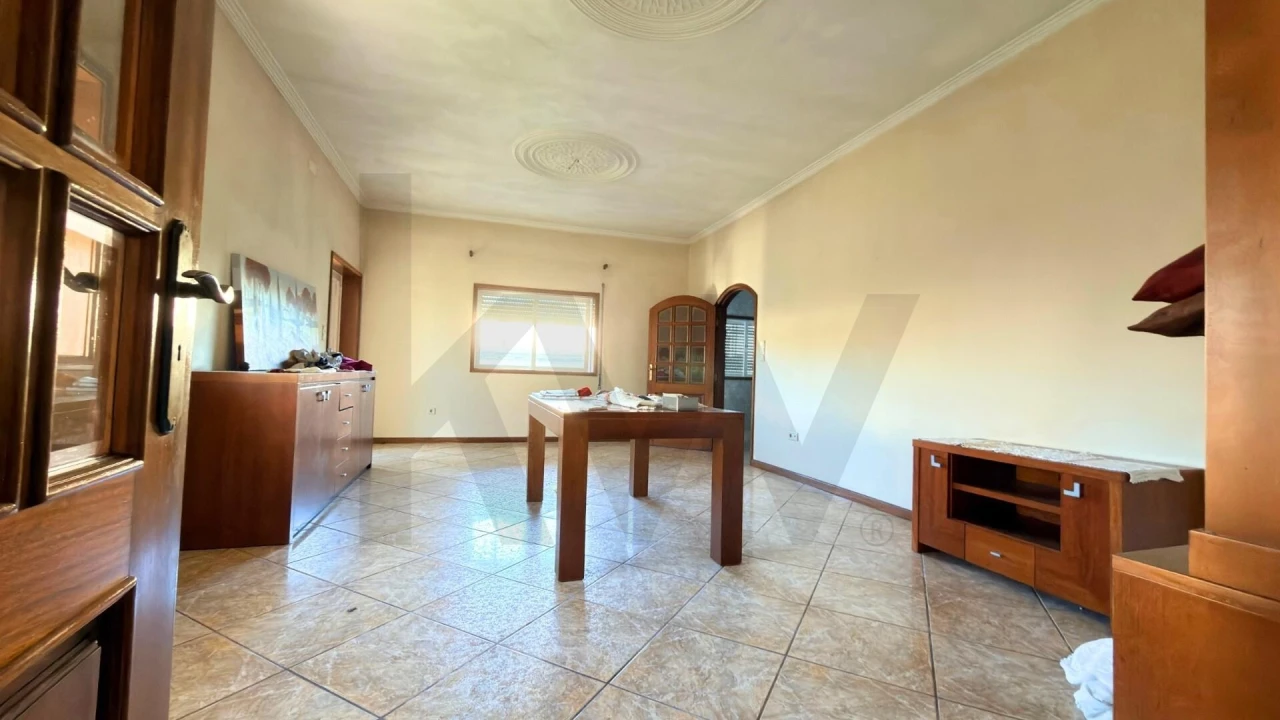 Moradia T3 para Venda em Vila de Cucujães Foto 3